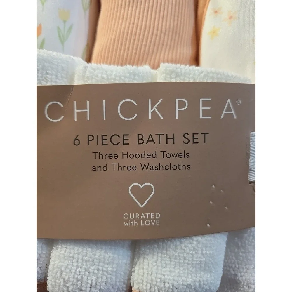 Chick Pea 6 Piece Bath Set Three Hooded Towels Three Washcloths New Gift
